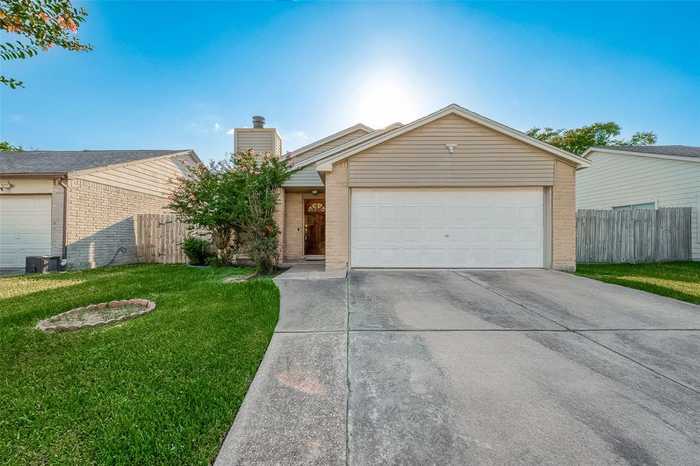 photo 1: 7603 Pepperbrook Drive, Houston TX 77041