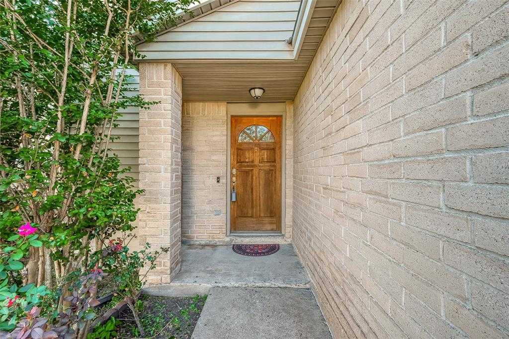 photo 3: 7603 Pepperbrook Drive, Houston TX 77041