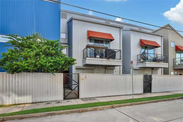 photo 1: 1207 Arthur Street, Houston TX 77019