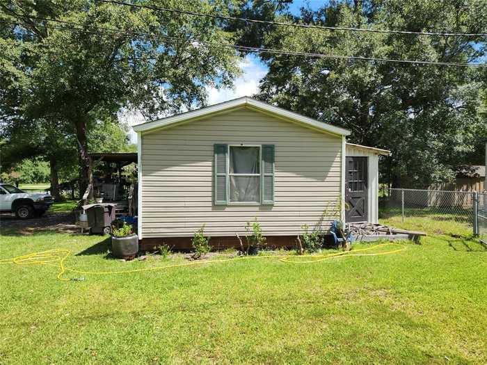 photo 2: 860 Pine Street, Vidor TX 77662