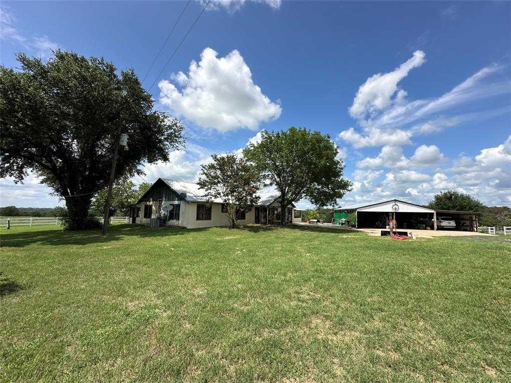 photo 3: 1166 County Road 882, Jewett TX 75846