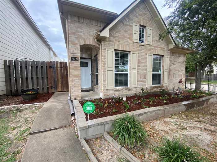 photo 1: 7559 Autumn Sun Drive, Houston TX 77083