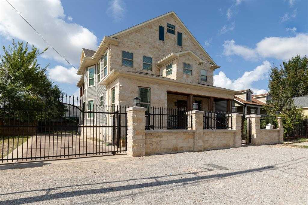 photo 1: 1509 Summer Street, Houston TX 77007