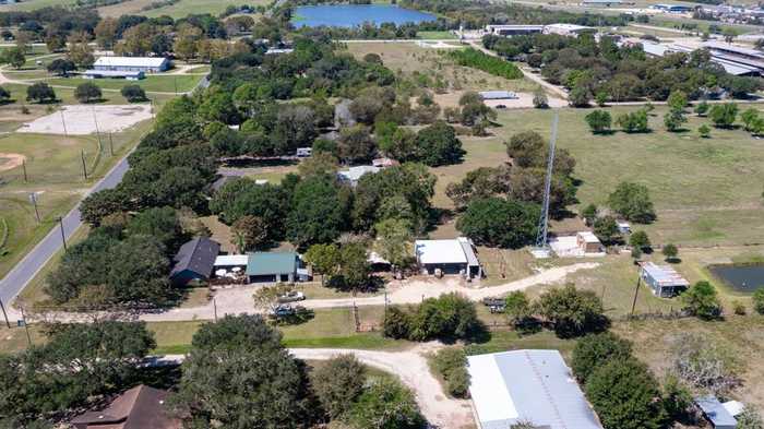 photo 38: 1393 County Road 406, El Campo TX 77437