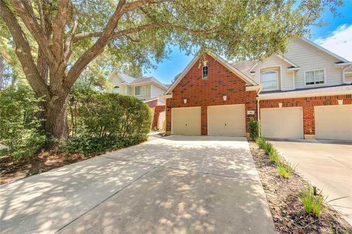 photo 1: 10 Piper Trace, The Woodlands TX 77381