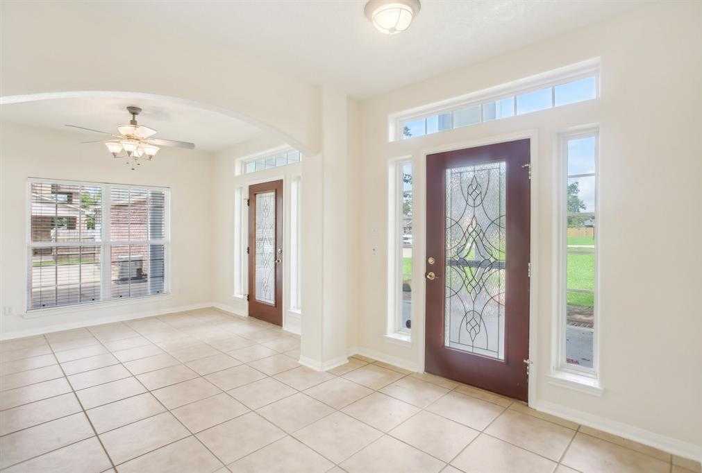 photo 3: 1418 Magnolia Bend, Baytown TX 77523