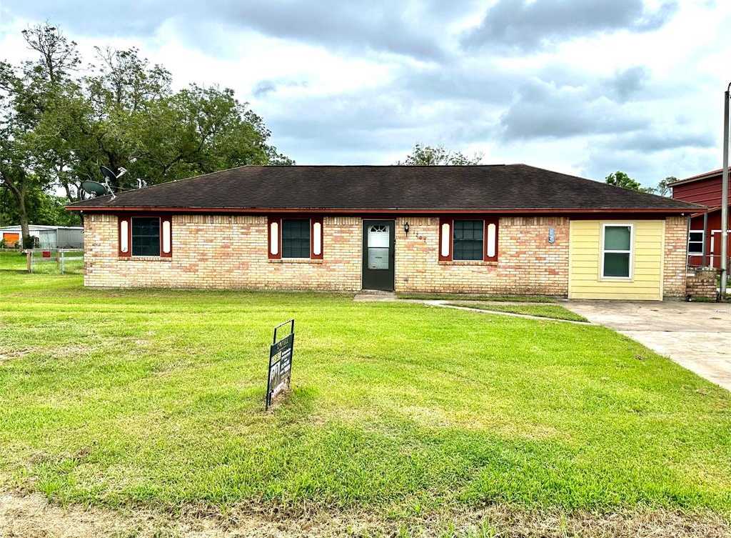 photo 3: 1207 County Road 348, Brazoria TX 77422