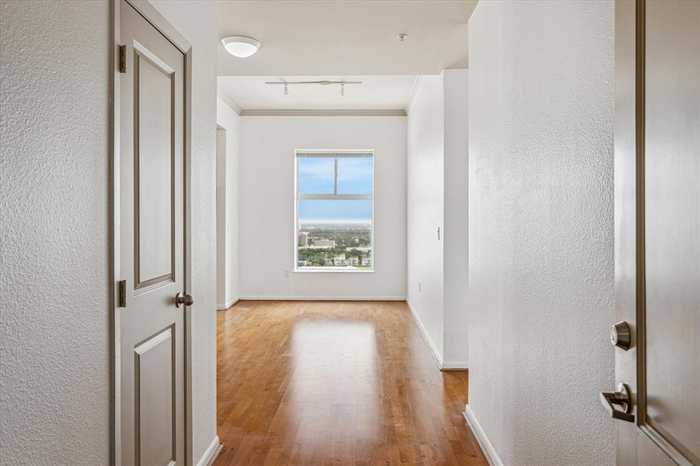 photo 2: 3505 Sage Road Unit 2710, Houston TX 77056