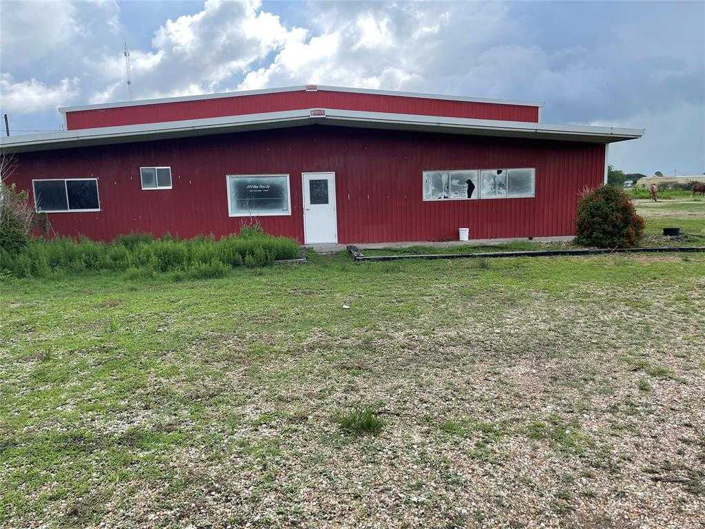 photo 3: 204 Glen Flora Road, Eagle Lake TX 77434