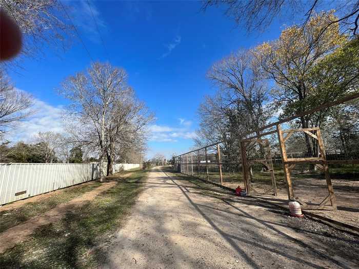 photo 2: 2234 County Road 155, Alvin TX 77511