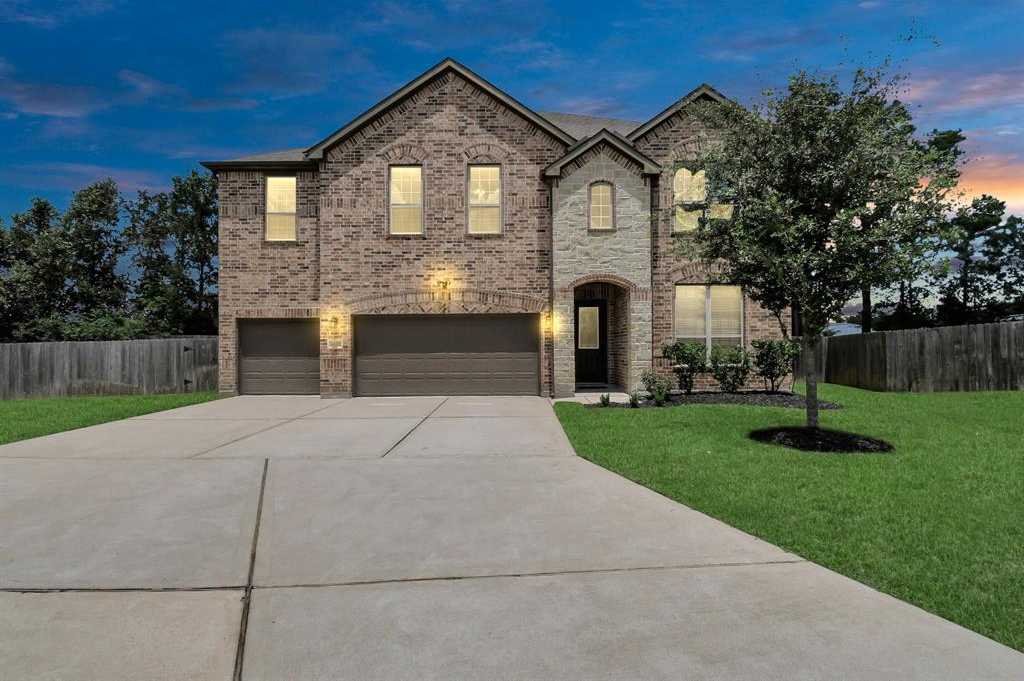 photo 1: 4302 Stoney Heights Court, Spring TX 77388