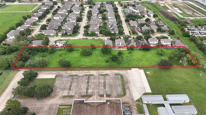 photo 1: 13919 Alief Clodine Road, Houston TX 77082