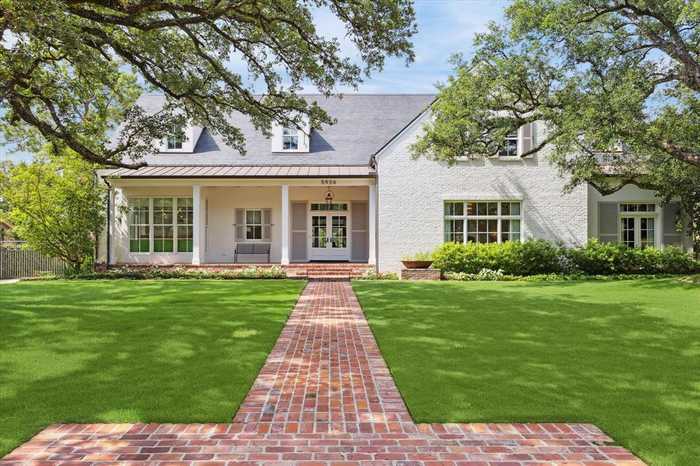 photo 1: 5926 Stones Throw Road, Houston TX 77057