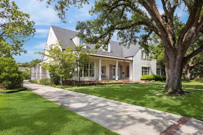 photo 2: 5926 Stones Throw Road, Houston TX 77057