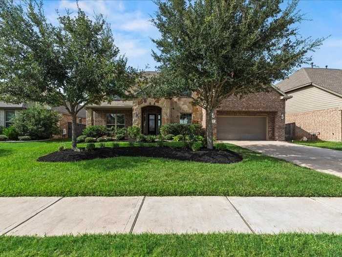 photo 2: 6706 Cottonwood Crest Lane, Katy TX 77493