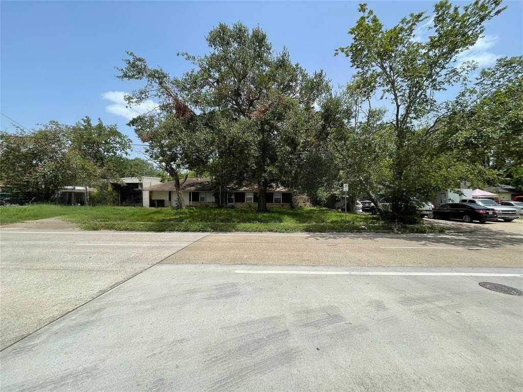 photo 2: 2210 Blalock Road, Houston TX 77080