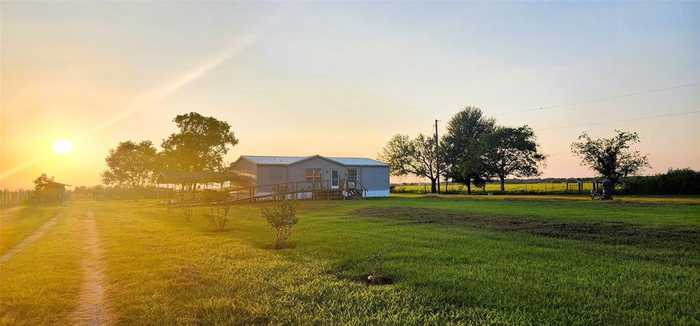 photo 2: 2132 County Road 227, East Bernard TX 77435