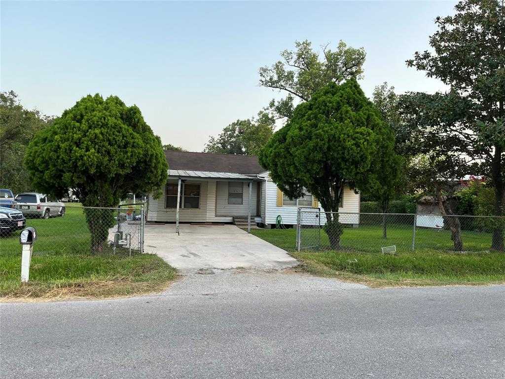 photo 3: 1618 Strawn Road, Houston TX 77039