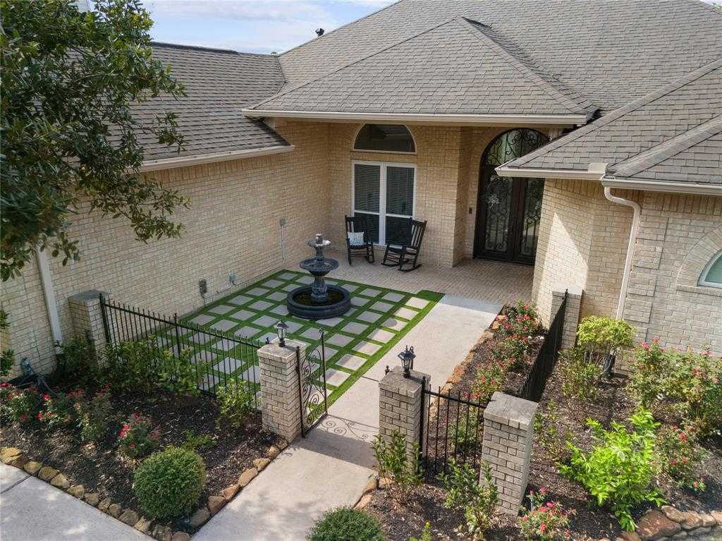 photo 3: 18911 Aquatic Drive, Houston TX 77346