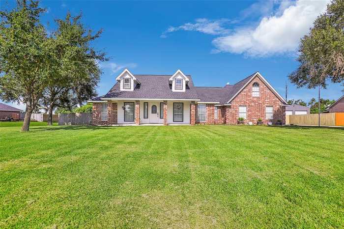 photo 1: 1914 Magnolia Bend, Baytown TX 77523