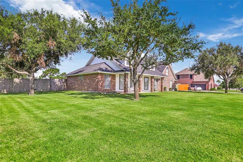 photo 3: 1914 Magnolia Bend, Baytown TX 77523