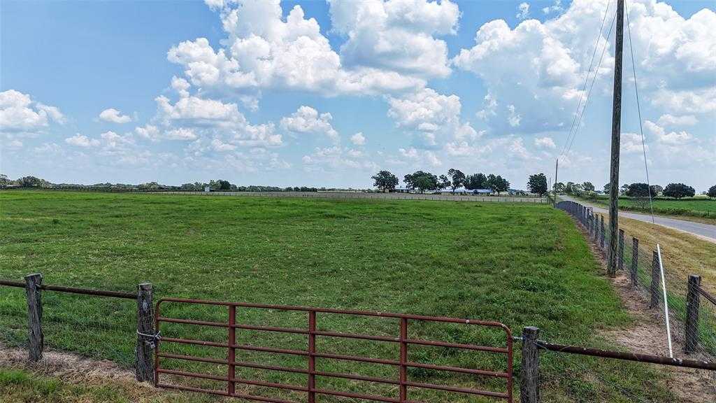 photo 2: 44416 Whit Loggins Road, Hempstead TX 77445