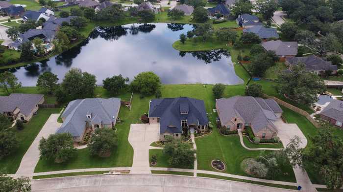 photo 27: 1012 Heritage Oaks Drive, Angleton TX 77515