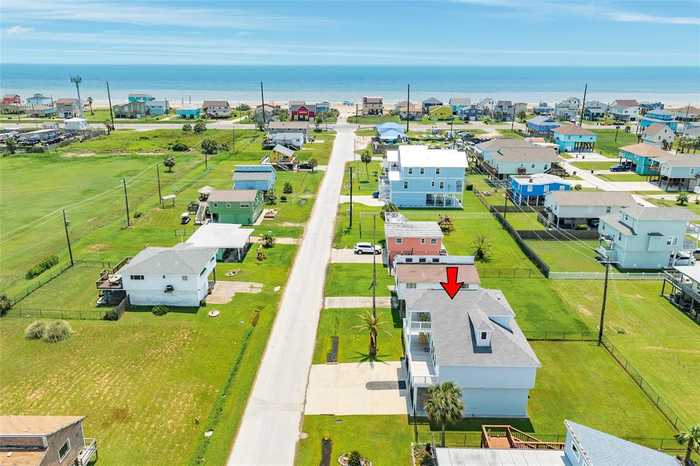 photo 2: 4134 San Jacinto Drive, Galveston TX 77554