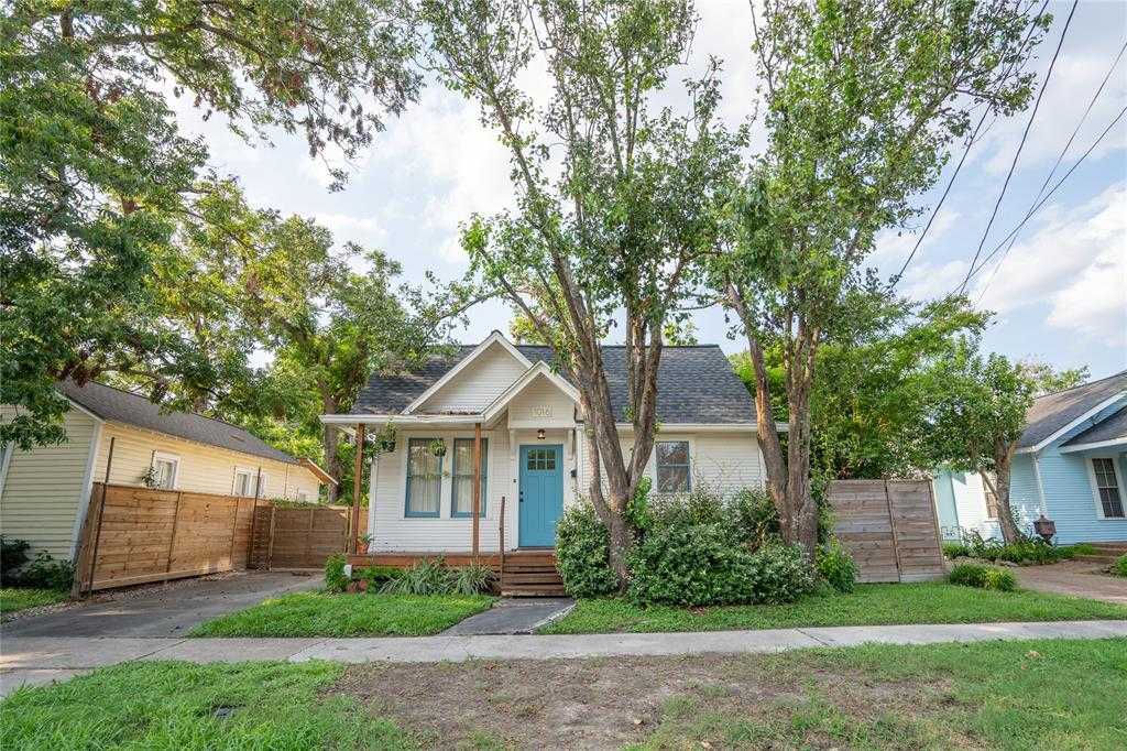 photo 1: 1016 Louise Street, Houston TX 77009