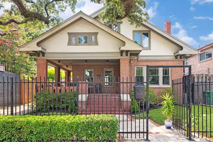 photo 2: 3404 Audubon Place, Houston TX 77006