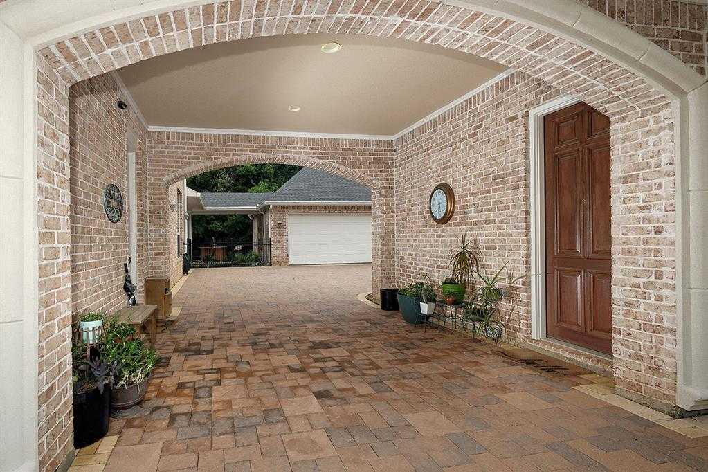 photo 3: 6189 Hickory Hollow Lane, Conroe TX 77304