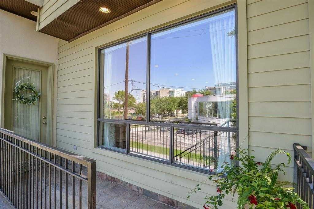 photo 3: 4723 Caroline Street, Houston TX 77004