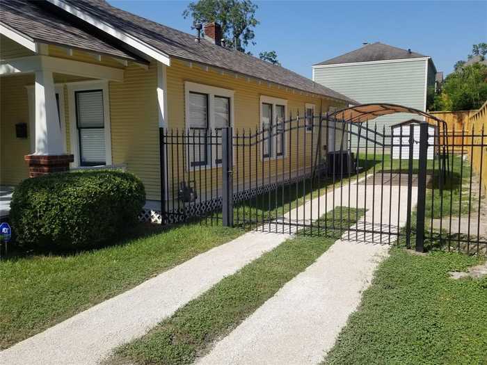 photo 26: 2117 Gostick Street, Houston TX 77008