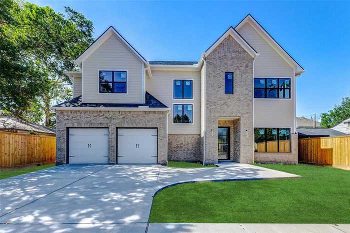 photo 2: 6614 Westview Drive, Houston TX 77055