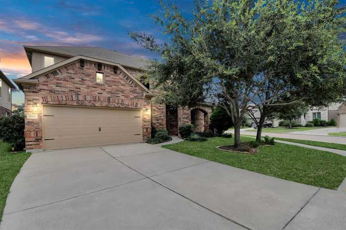 photo 2: 26602 Grey Swan Drive, Katy TX 77494