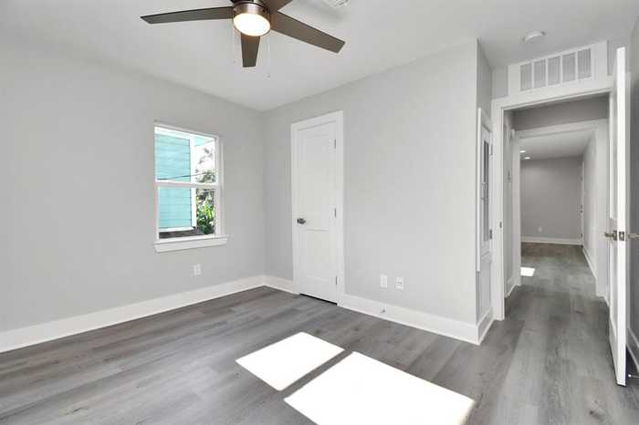 photo 16: 1118 W Cottage Street, Houston TX 77009