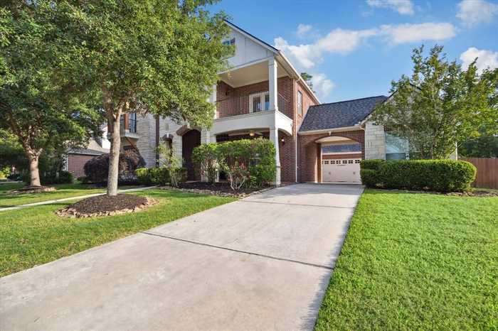 photo 2: 14018 Loramie Creek Court, Houston TX 77044