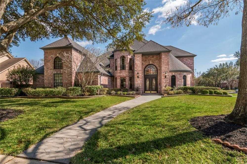 photo 1: 1902 Orchard Country Lane, Houston TX 77062