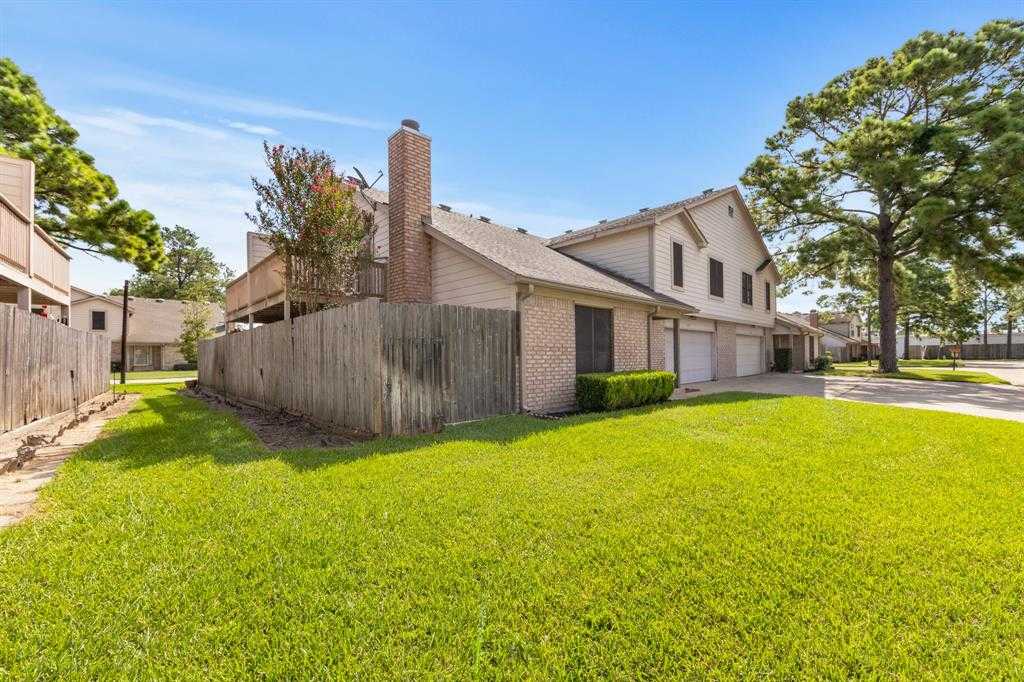 photo 2: 16914 Chapel Pines Drive Unit 119, Spring TX 77379