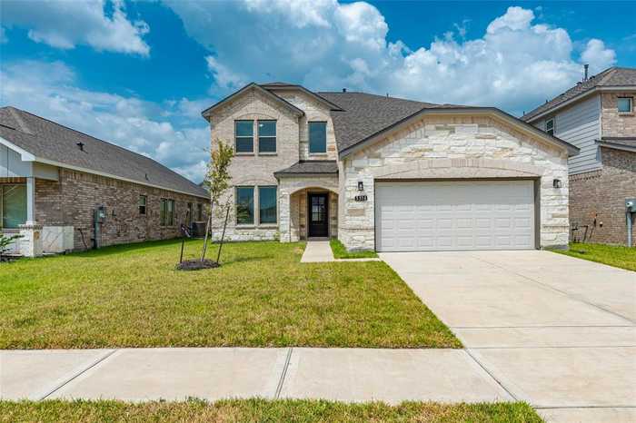 photo 1: 5338 Cascade Court, Alvin TX 77511