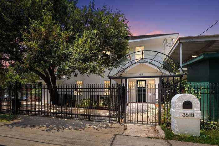 photo 1: 3818 Brandt Street, Houston TX 77006