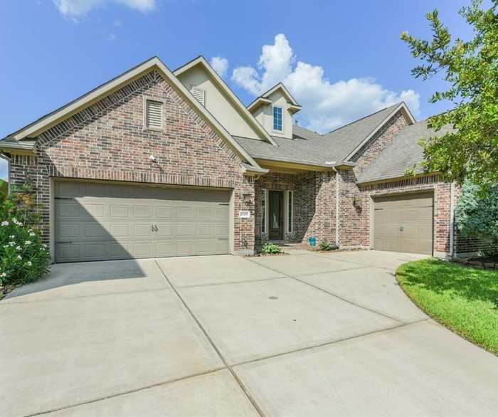 photo 1: 28211 Bentgrass Run Lane, Spring TX 77386