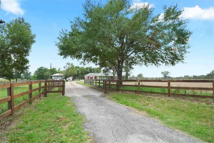 photo 2: 38279 Fm 1488 Road, Hempstead TX 77445