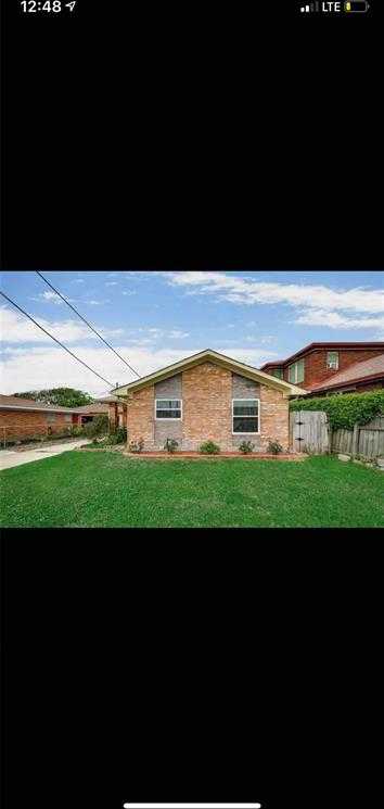 photo 2: 2507 37th Street, Galveston TX 77550