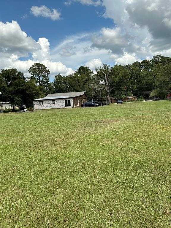 photo 1: 580 Connell Road, Vidor TX 77662