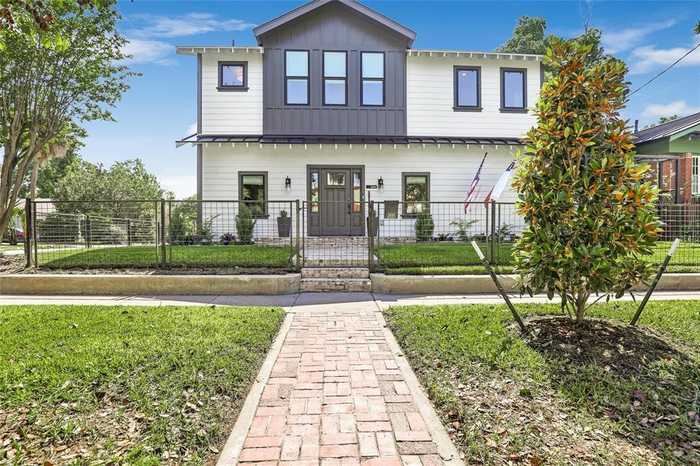 photo 1: 2626 Reagan Street, Houston TX 77009