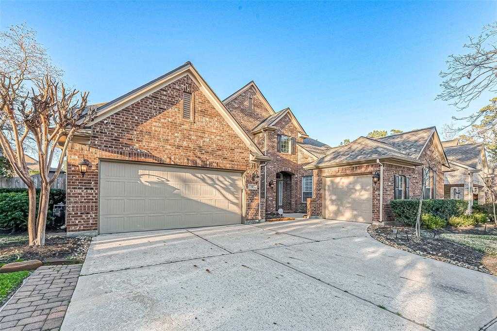 photo 2: 10 N Bardsbrook Circle, The Woodlands TX 77382