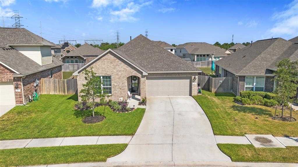 photo 2: 317 Cabernet Drive, Alvin TX 77511