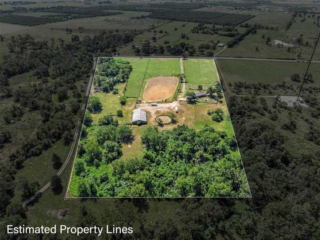 photo 2: 13227 Peters Road, Hempstead TX 77445