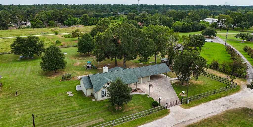 photo 3: 7018 Treaschwig Road, Spring TX 77373